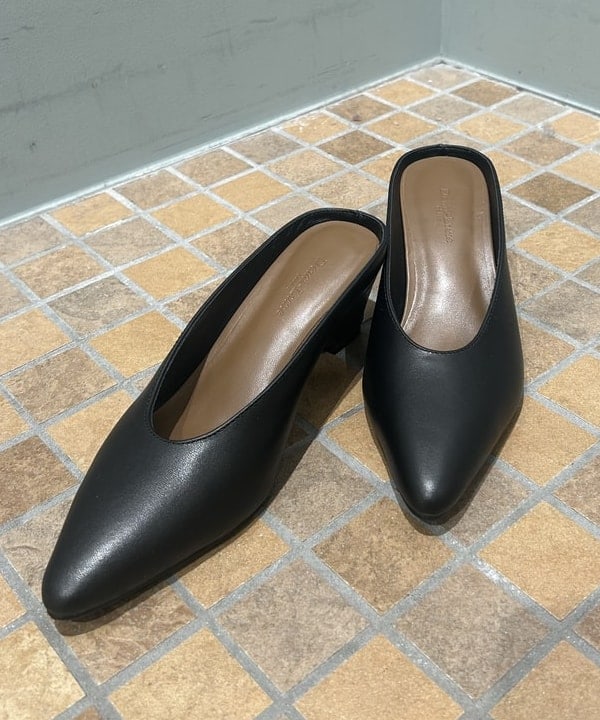 大槻 まひろさんの「BEAMS WOMEN｜YOUNG&OLSEN / ショルダー トートバッグ M」を使ったコーディネート