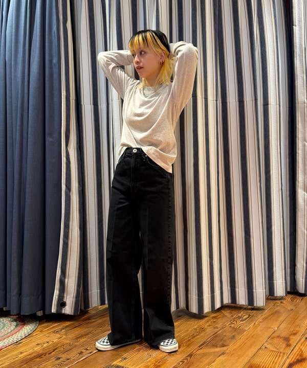 Heg.さんの「【別注】Healthknit / クルーネック ロングスリーブ Tシャツ」を使ったコーディネート