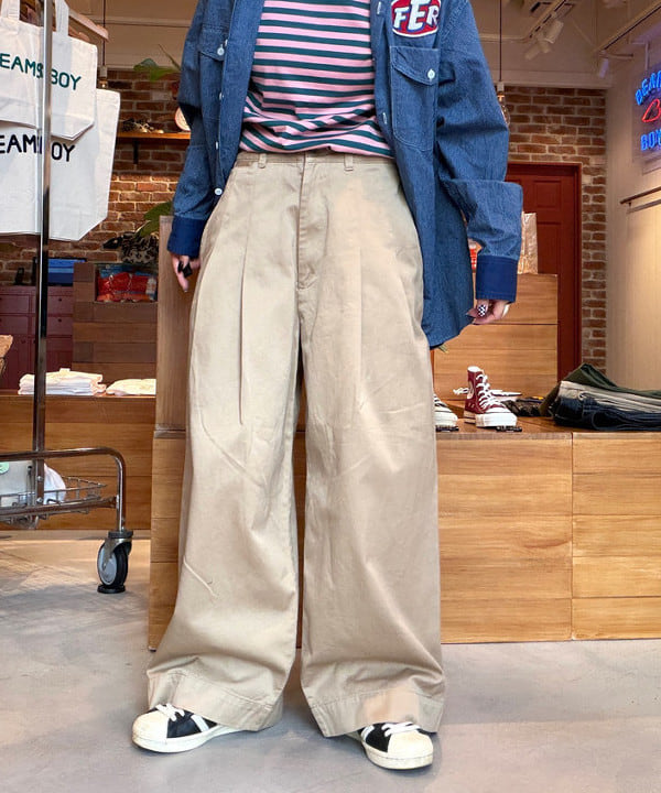 Heg.さんの「BEAMS WOMEN｜ワイド タック チノ パンツ」を使ったコーディネート