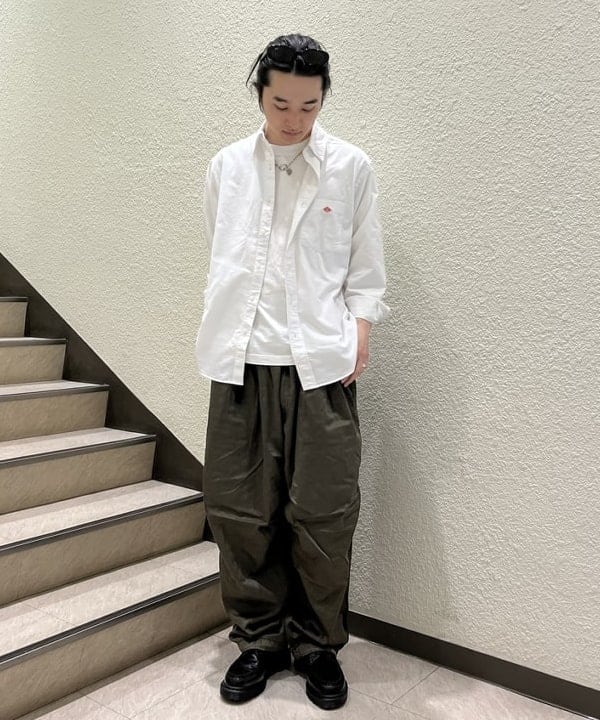 久保田 耀さんの「シンセティックレザーカラー ジャケット」を使ったコーディネート