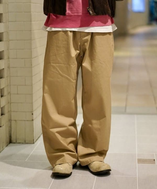 川端 大翔さんの「BEAMS WOMEN｜ワイドショートフィット ゴートレザー ジップブルゾン」を使ったコーディネート