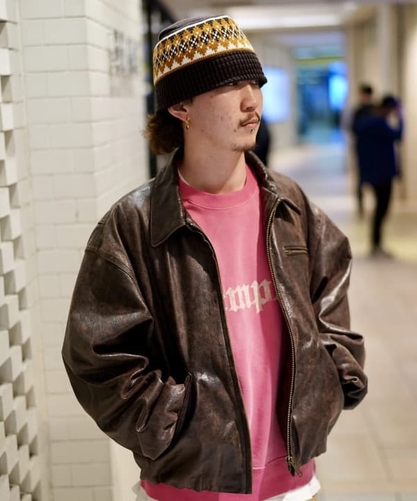 川端 大翔さんの「BEAMS WOMEN｜ワイドショートフィット ゴートレザー ジップブルゾン」を使ったコーディネート