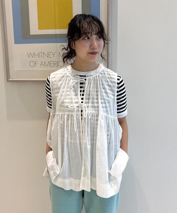 アベアミさんの「BEAMS WOMEN｜【別注】G.H.Bass / BLACK BIT ローファー」を使ったコーディネート