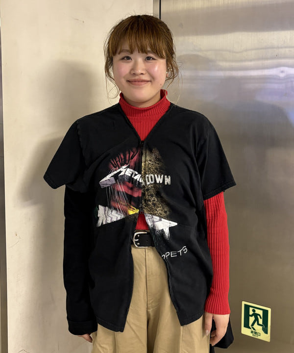 大石彩可さんの「BEAMS WOMEN｜ワイド タック チノ パンツ」を使ったコーディネート