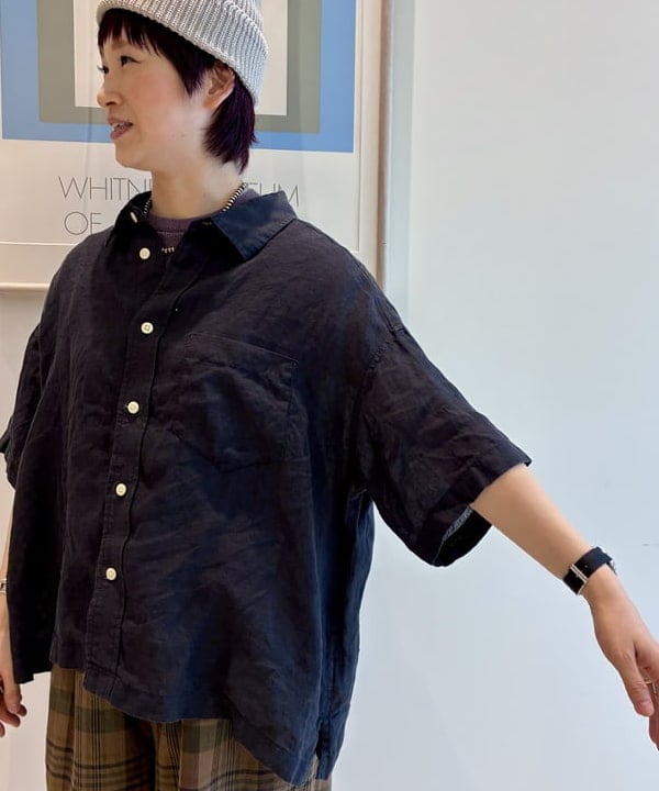 木村 梨香さんの「BEAMS WOMEN｜リネン ソリッド ショートスリーブ」を使ったコーディネート