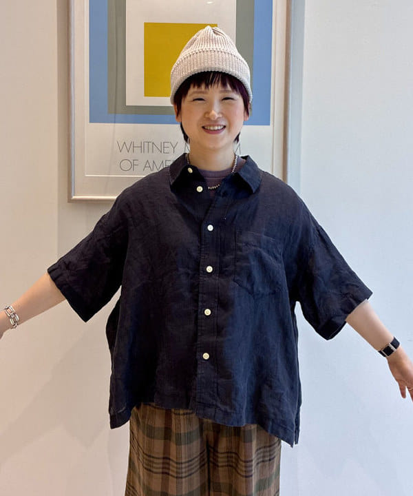 木村 梨香さんの「BEAMS WOMEN｜リネン ソリッド ショートスリーブ」を使ったコーディネート