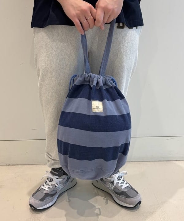 アベアミさんの「BEAMS WOMEN｜【別注】Champion / リバースウィーブ(R) パンツ」を使ったコーディネート