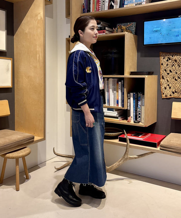 吉野 多恵さんの「BEAMS WOMEN｜【別注】BIGMAC / リペア スカート」を使ったコーディネート