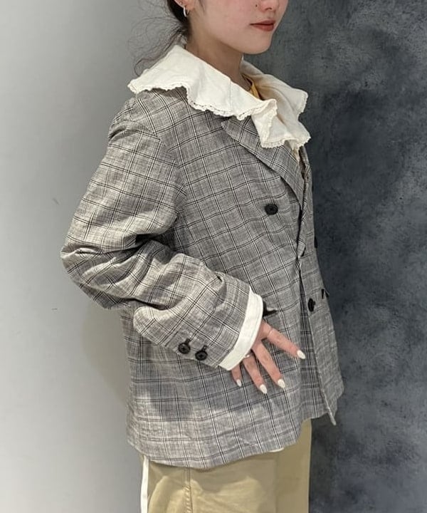 モモさんの「BEAMS WOMEN｜チェック ダブル ジャケット」を使ったコーディネート