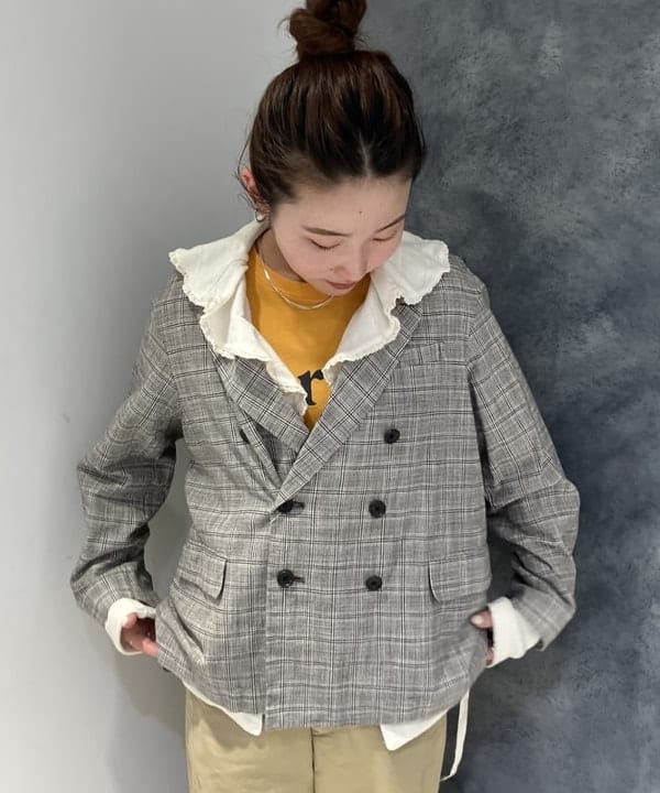 モモさんの「BEAMS WOMEN｜チェック ダブル ジャケット」を使ったコーディネート
