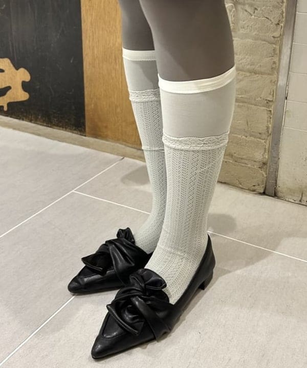 桃羽さんの「BEAMS WOMEN｜シアー フラワープリント カーディガン」を使ったコーディネート