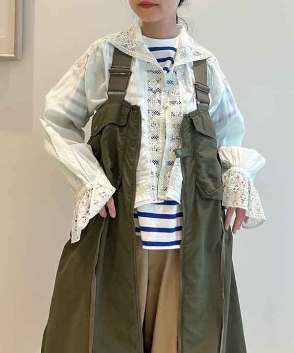 清水 彩乃さんの「BEAMS WOMEN｜ナイロン フィッシング ベスト アレンジ ワンピース」を使ったコーディネート