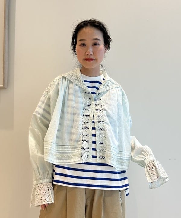 清水 彩乃さんの「BEAMS WOMEN｜ナイロン フィッシング ベスト アレンジ ワンピース」を使ったコーディネート