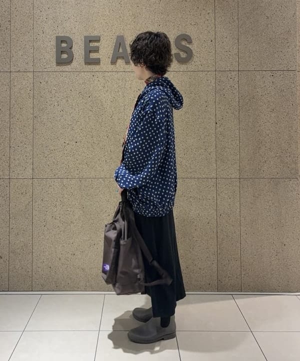 森川 夏衣さんの「BEAMS WOMEN｜マドラス チェック ネクタイ」を使ったコーディネート