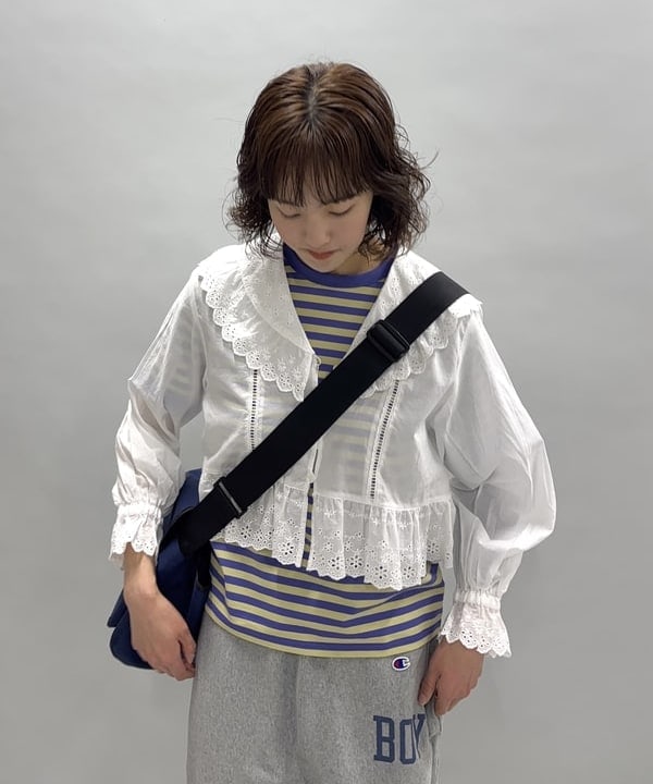 み　う　ちさんの「BEAMS WOMEN｜メッセンジャー バッグ」を使ったコーディネート