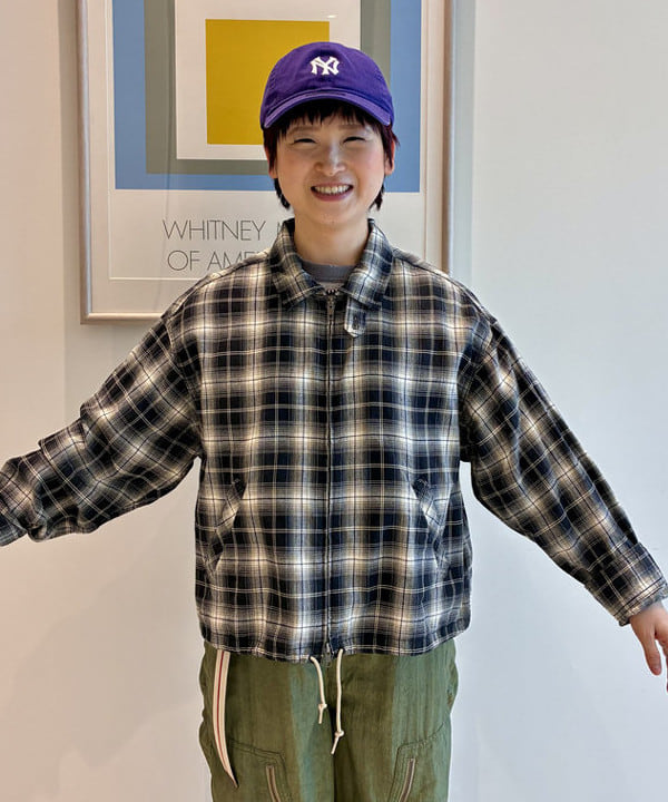 木村 梨香さんの「BEAMS WOMEN｜マドラス チェック ブルゾン」を使ったコーディネート