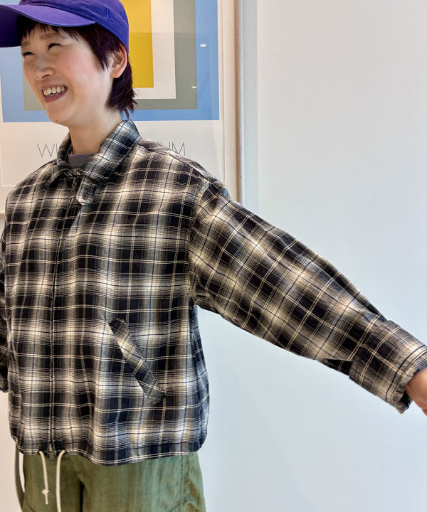 木村 梨香さんの「BEAMS WOMEN｜マドラス チェック ブルゾン」を使ったコーディネート