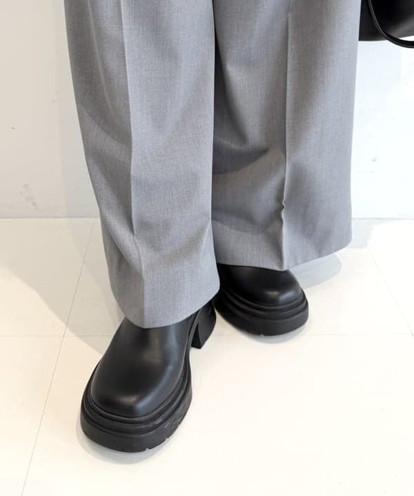 松本 佳菜子さんの「BEAMS WOMEN｜BEAURE &times; Ray BEAMS / 別注 2WAY バッグ」を使ったコーディネート