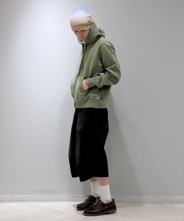 大野 滉太さんの「BEAMS WOMEN｜【別注】REMI RELIEF / Sweat Zip Hoodie」を使ったコーディネート