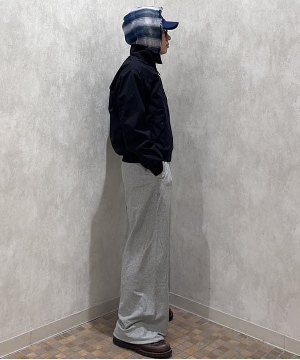 配島 孝明さんの「BEAMS WOMEN｜【別注】Champion / リバースウィーブ（R）ワイドパンツ」を使ったコーディネート