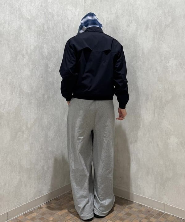 配島 孝明さんの「BEAMS WOMEN｜【別注】Champion / リバースウィーブ（R）ワイドパンツ」を使ったコーディネート