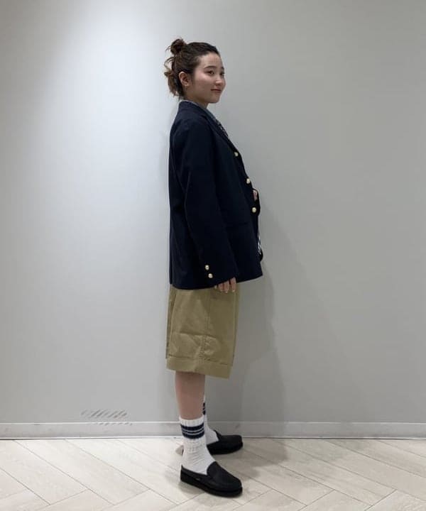 モモさんの「BEAMS WOMEN｜ティーダブ スリー ボタン ブレザー」を使ったコーディネート