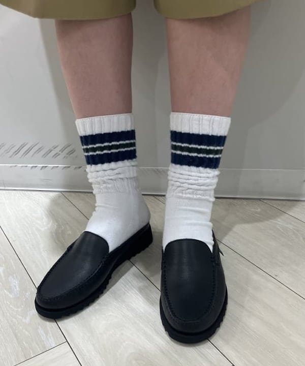 モモさんの「BEAMS WOMEN｜ティーダブ スリー ボタン ブレザー」を使ったコーディネート