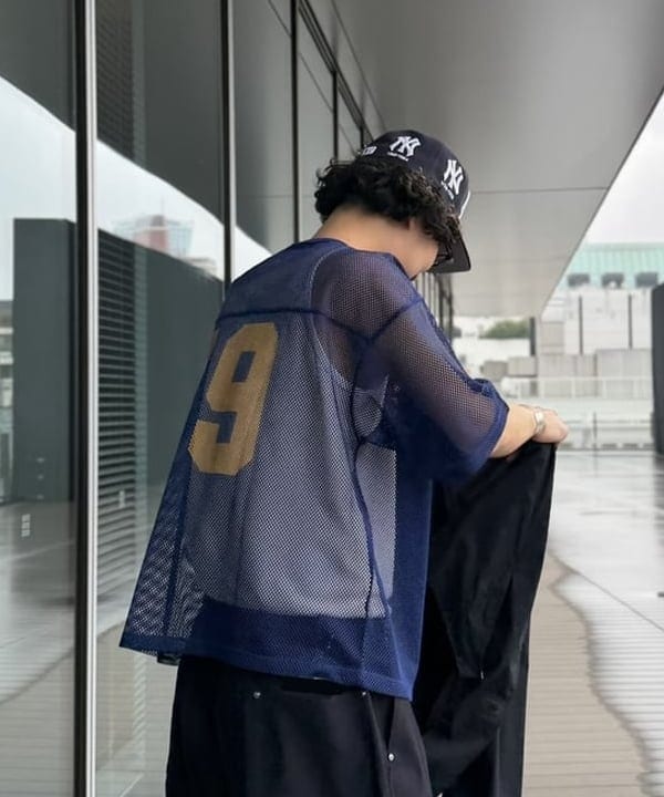 BAKU(東江 漠)さんの「BEAMS WOMEN｜ワイドフィット テック ブレザー（撥水）」を使ったコーディネート