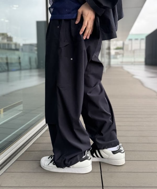 BAKU(東江 漠)さんの「BEAMS WOMEN｜ワイドフィット テック ブレザー（撥水）」を使ったコーディネート