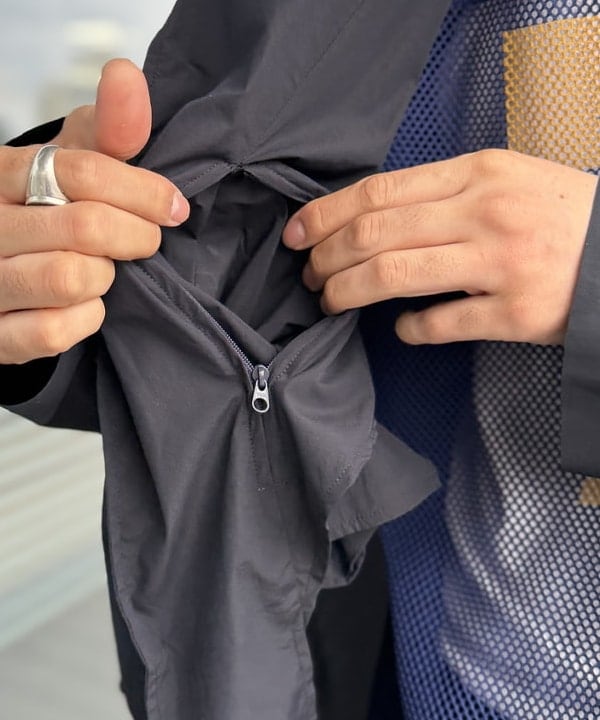 BAKU(東江 漠)さんの「BEAMS WOMEN｜ワイドフィット テック ブレザー（撥水）」を使ったコーディネート