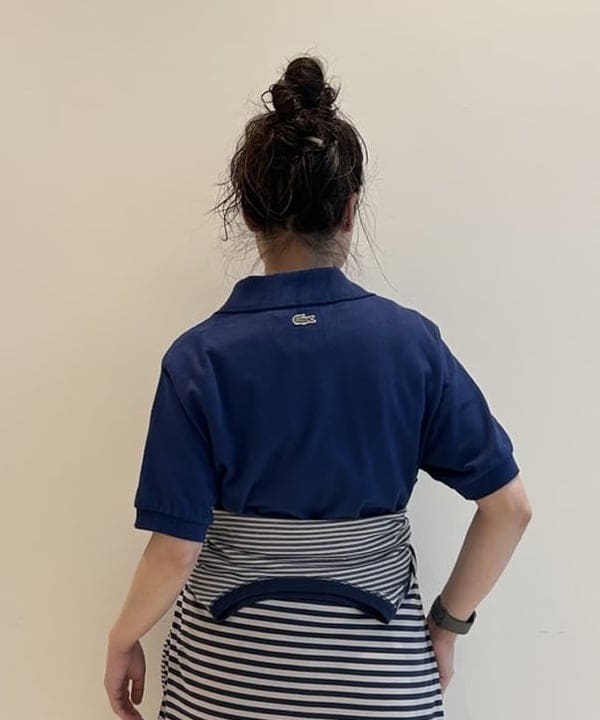 清水 彩乃さんの「BEAMS WOMEN｜エンブロイダリー マルチボーダー ショートスリーブ Tシャツ」を使ったコーディネート