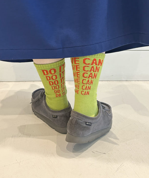 清水 彩乃さんの「BEAMS WOMEN｜エンブロイダリー マルチボーダー ショートスリーブ Tシャツ」を使ったコーディネート