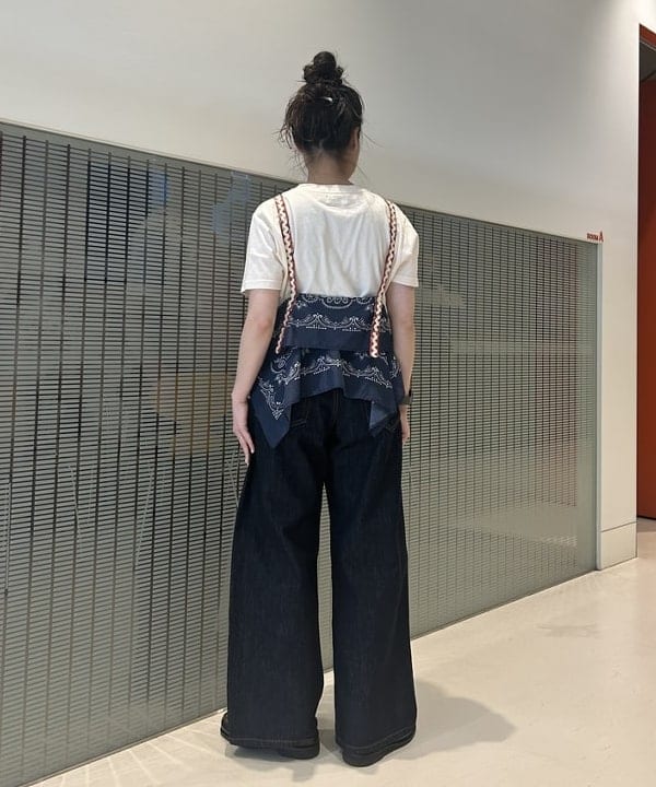 清水 彩乃さんの「BEAMS WOMEN｜ワイド デニム パンツ」を使ったコーディネート