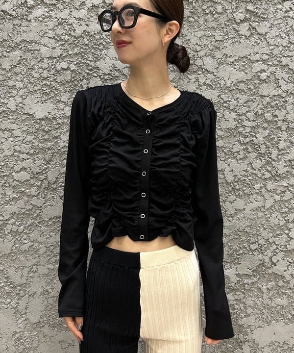 ササキさんの「BEAMS WOMEN｜リブ シャーリング カーディガン」を使ったコーディネート