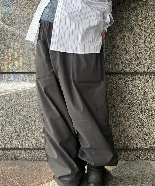 菊田 悠さんの「BEAMS WOMEN｜バックボタンシャツ」を使ったコーディネート