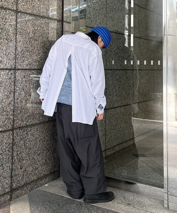 菊田 悠さんの「BEAMS WOMEN｜バックボタンシャツ」を使ったコーディネート