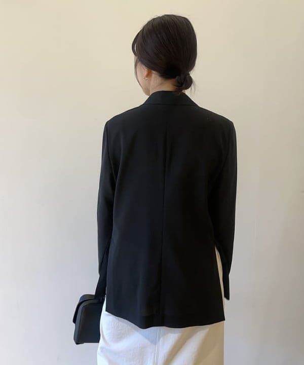 SAKAIさんの「BEAMS WOMEN｜AK+1 / シアー 4ボタン ダブル ジャケット」を使ったコーディネート