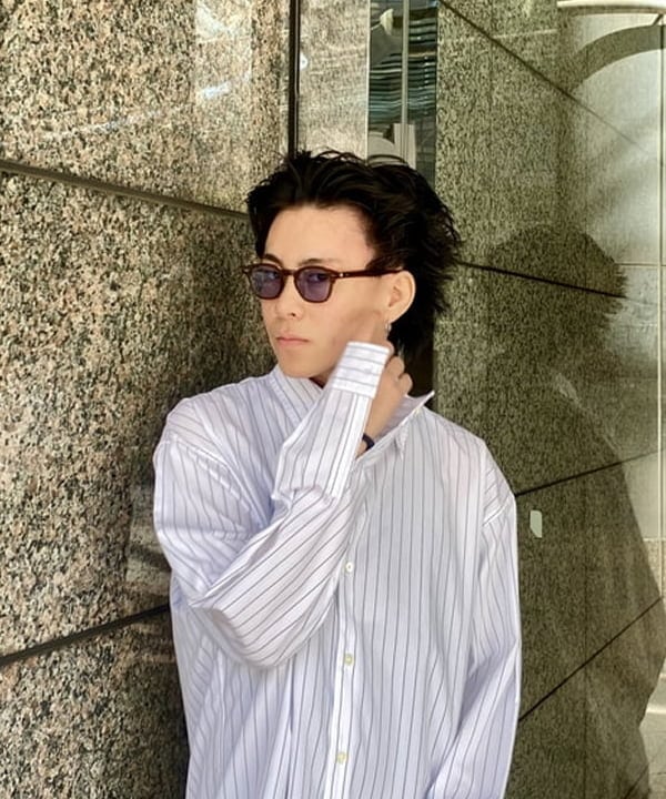 はるひむさんの「BEAMS WOMEN｜バックボタンシャツ」を使ったコーディネート