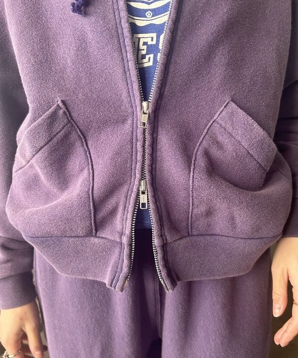 MATSUMOTO AMIさんの「BEAMS WOMEN｜【別注】Healthknit &times; maturely / トンプキンス スウェット パンツ」を使ったコーディネート