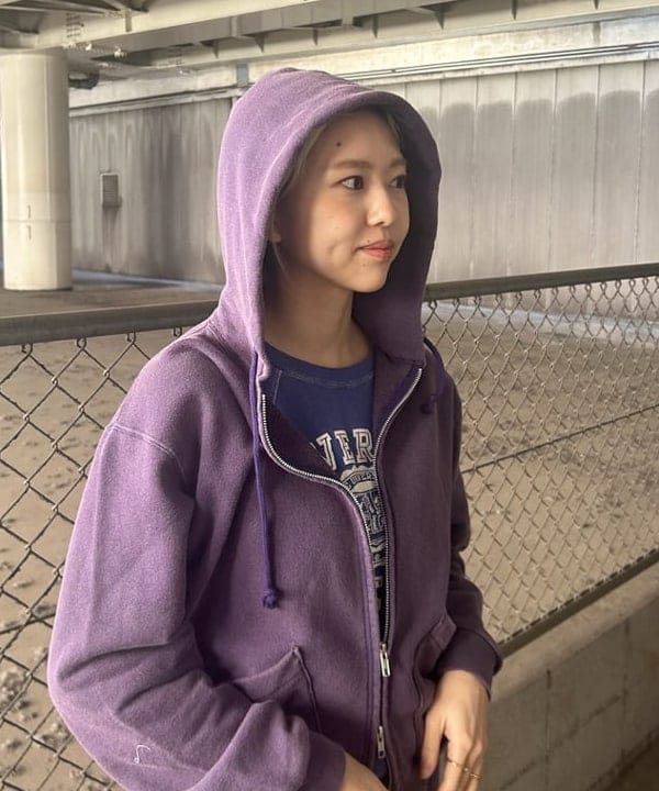 MATSUMOTO AMIさんの「BEAMS WOMEN｜【別注】Healthknit &times; maturely / トンプキンス スウェット パンツ」を使ったコーディネート