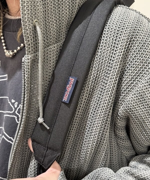 Ryohei Takataさんの「BEAMS WOMEN｜メッシュ ジップアップ フーディ【リラックスフィット】」を使ったコーディネート