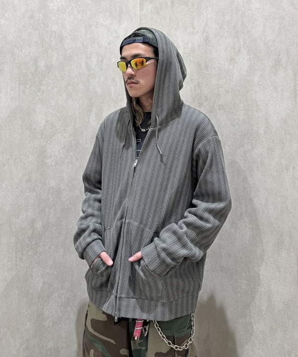 Ryohei Takataさんの「BEAMS WOMEN｜メッシュ ジップアップ フーディ【リラックスフィット】」を使ったコーディネート