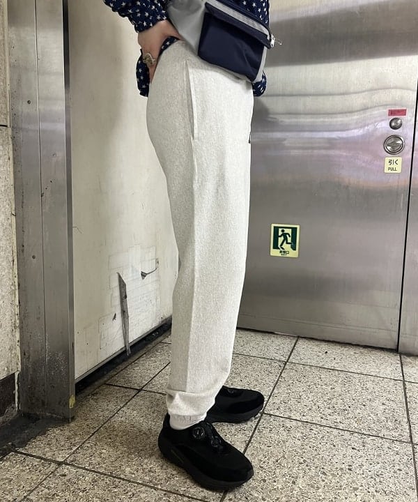 髙田 ユウさんの「BEAMS WOMEN｜ウエストバッグ 26SS」を使ったコーディネート