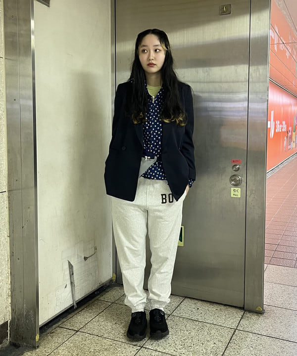 髙田 ユウさんの「BEAMS WOMEN｜ウエストバッグ 26SS」を使ったコーディネート