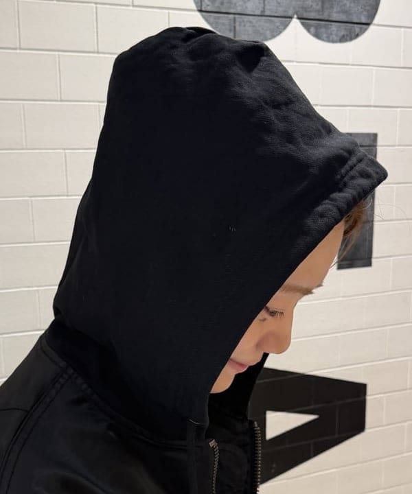 マツミヤさんの「BEAMS WOMEN｜フェイクレイヤード フライトジャケット【ワイドショートフィット】」を使ったコーディネート