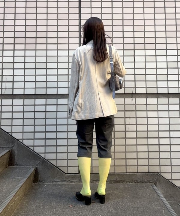 カタヤマ アヤさんの「BEAMS WOMEN｜マルチストライプ ニット キャミソール」を使ったコーディネート