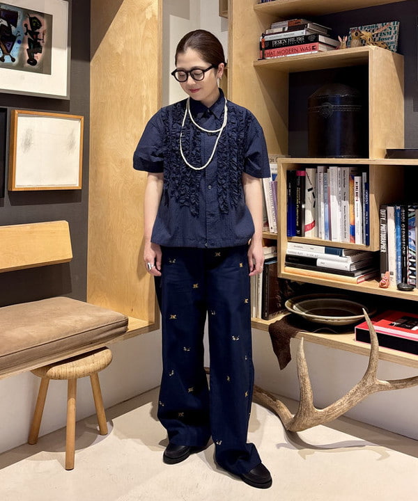 吉野 多恵さんの「BEAMS WOMEN｜ティーダブ スリー ボタン ブレザー」を使ったコーディネート