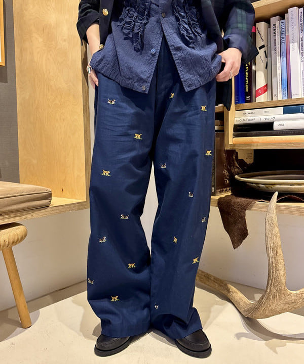 吉野 多恵さんの「BEAMS WOMEN｜ティーダブ スリー ボタン ブレザー」を使ったコーディネート