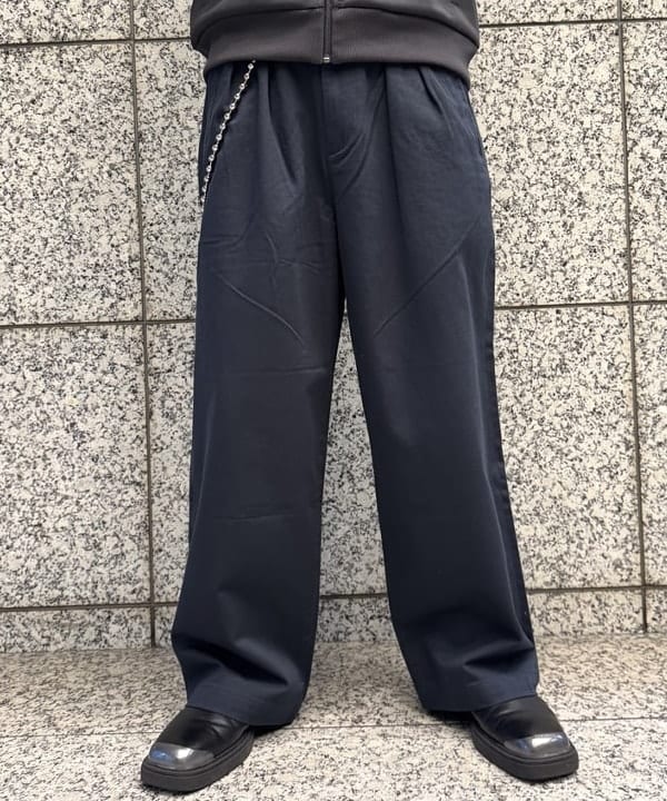 配島 孝明さんの「BEAMS WOMEN｜【別注】FRED PERRY / トラックジャケット」を使ったコーディネート