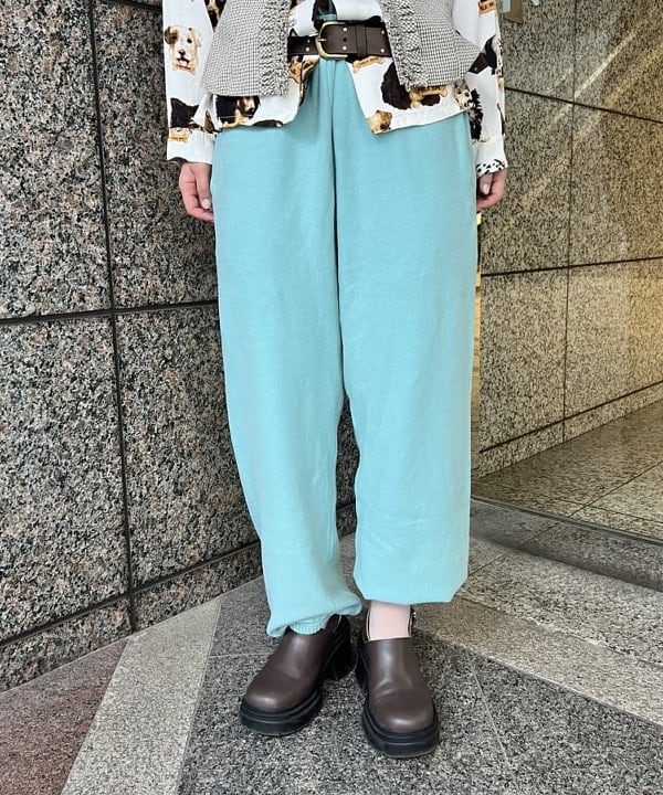 あさひさんの「BEAMS WOMEN｜スタッズ ベルト」を使ったコーディネート